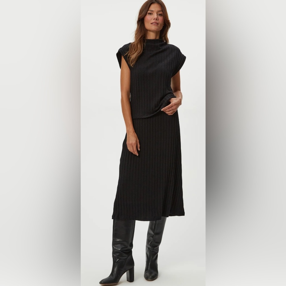 Michael Stars Shania midi skirt with matching Nara mock neck top